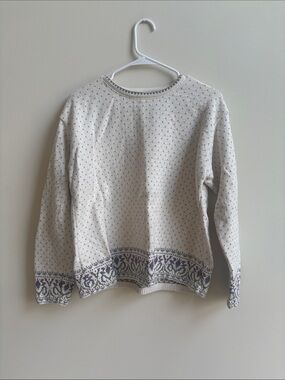 Women's Cream Patterned Knit Sweater - Size Small (tag removed)